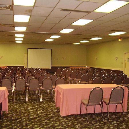 Vacation Inn Phoenix Bagian luar foto