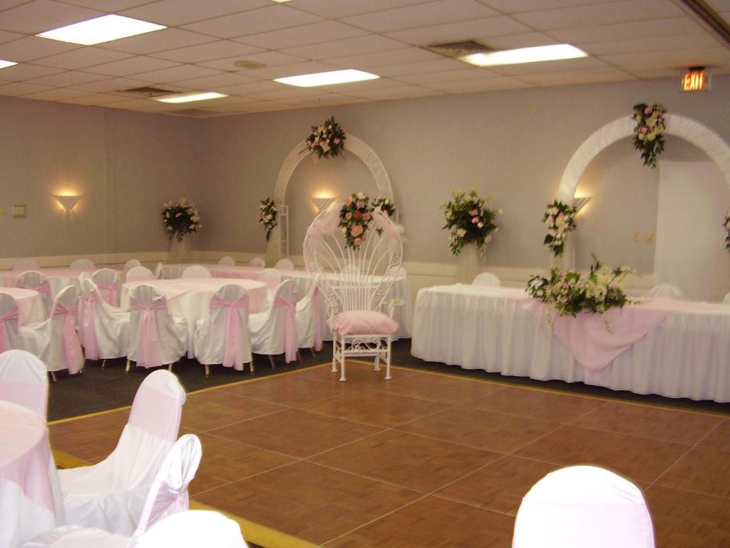 Vacation Inn Phoenix Bagian luar foto